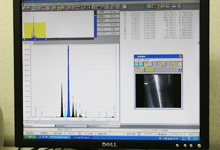 蛍光Ｘ線（材料分析器）のモニター
